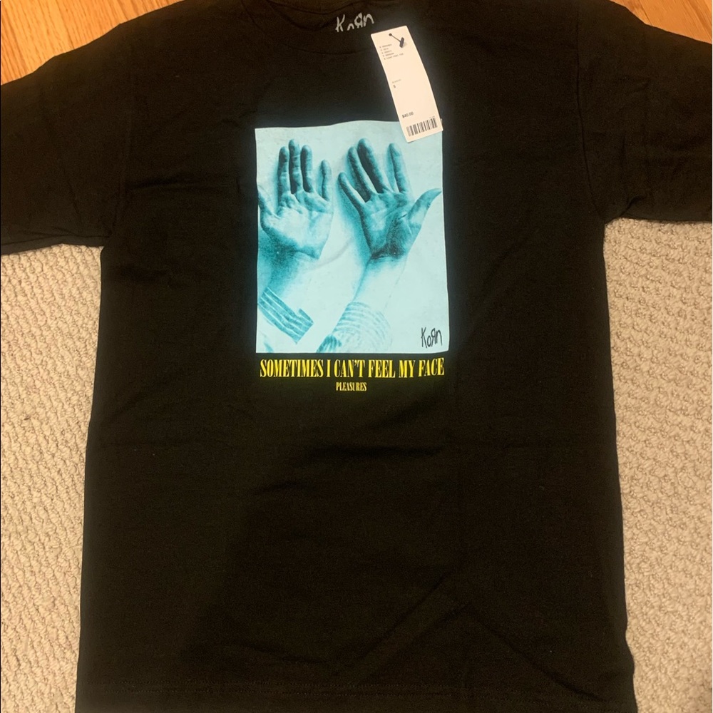 Korn Pleasures medium short sleeve new with tags